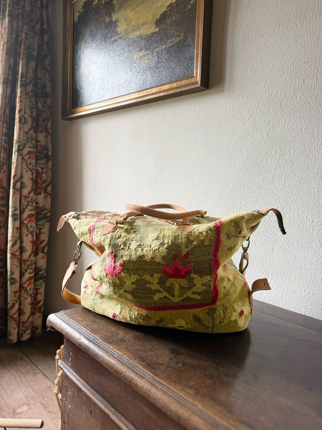 Bolsa de viaje de kilim con flores